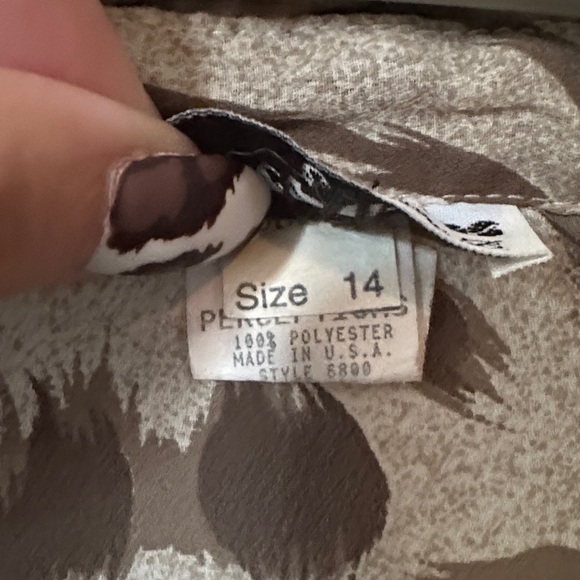 PERCEPTIONS BY IRENE B. | Vintage Long Sleeve Animal Print Dress - Picture 4 of 12